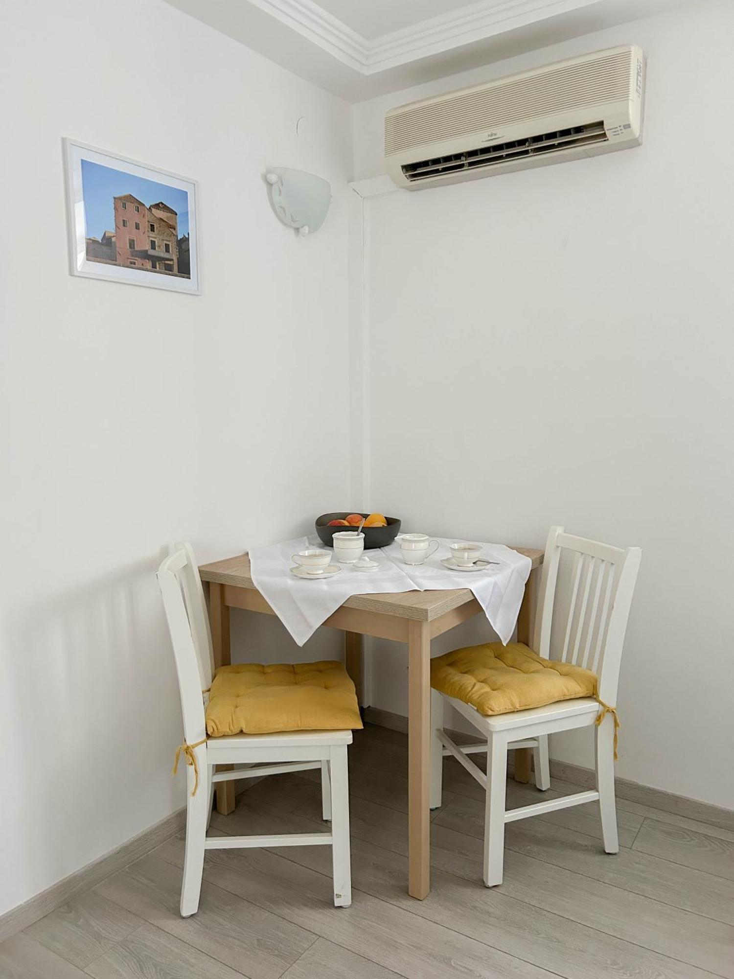 Iza Roka Apartments Дубровник Экстерьер фото